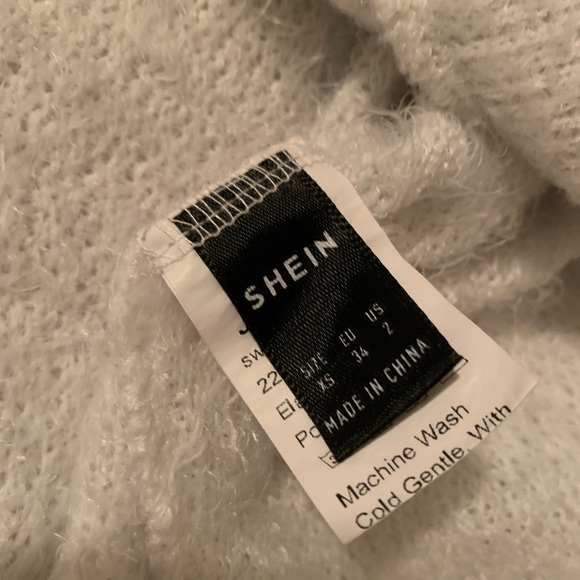 Brand: Shein Size: XS - Picture 3 of 3